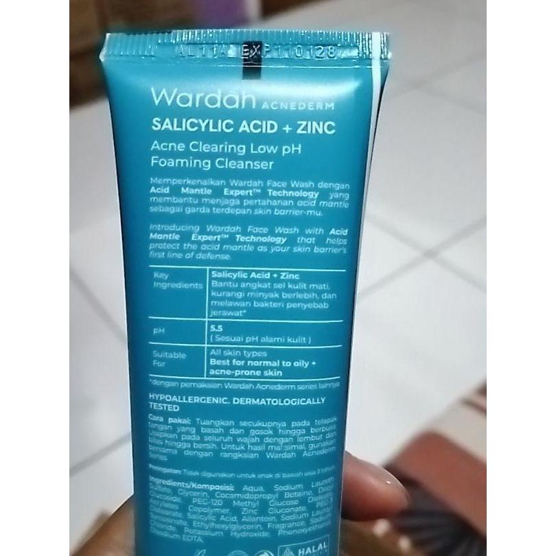 Wardah Double Cleanser Set | Micellar Water 100ml + Acnederm Gel Cleanser | Deep Cleansing for Acne-Prone Skin | Oil-Free | Gentle Daily Skincare