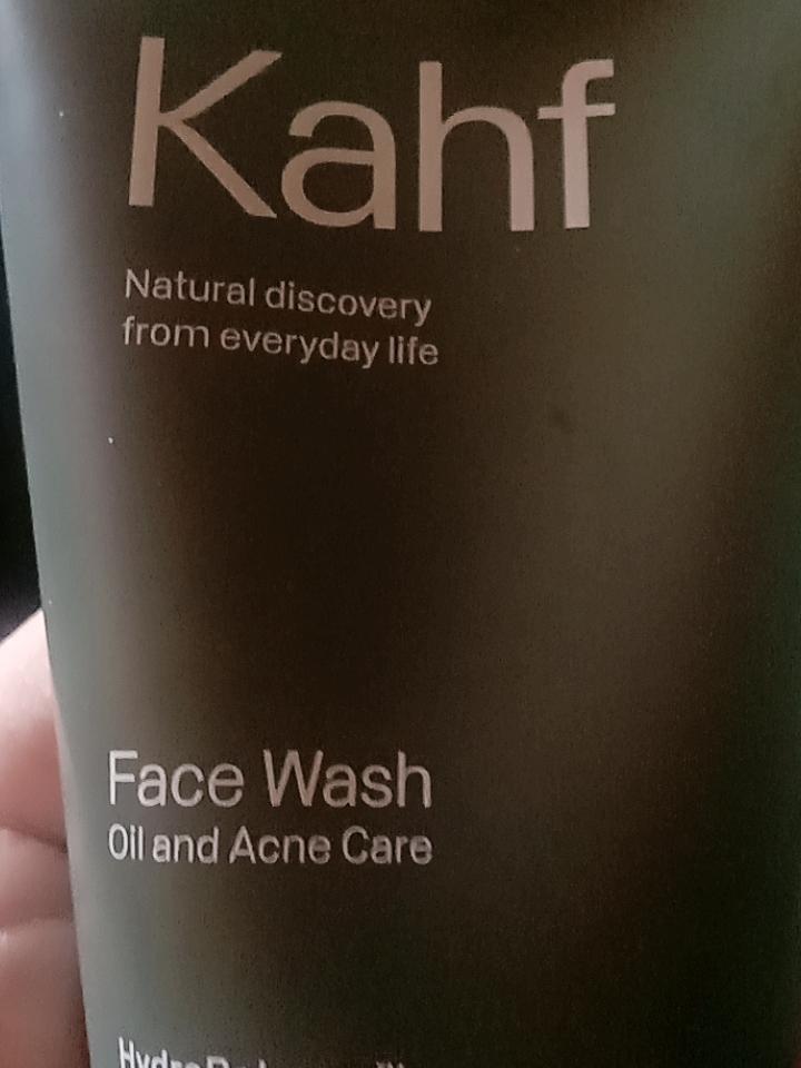 Kahf – Oil & Acne Care Face Wash 100ml | Gentle Cleanser for Oily & Acne-Prone Skin