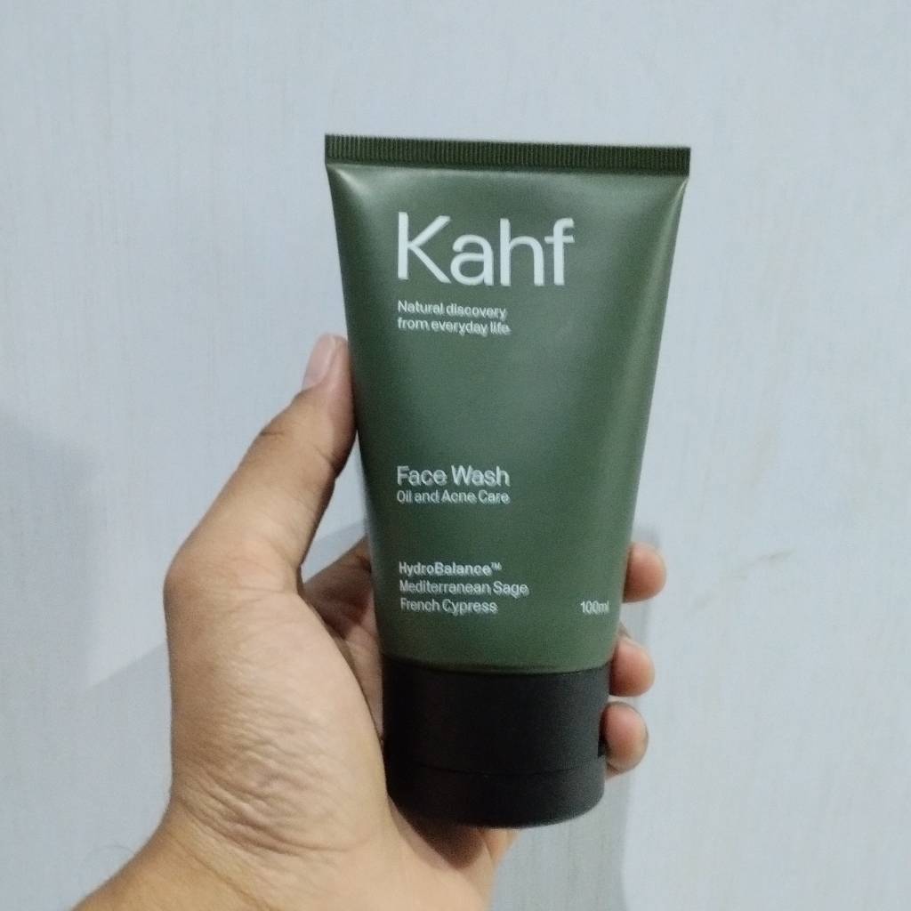 Kahf – Oil & Acne Care Face Wash 100ml | Gentle Cleanser for Oily & Acne-Prone Skin