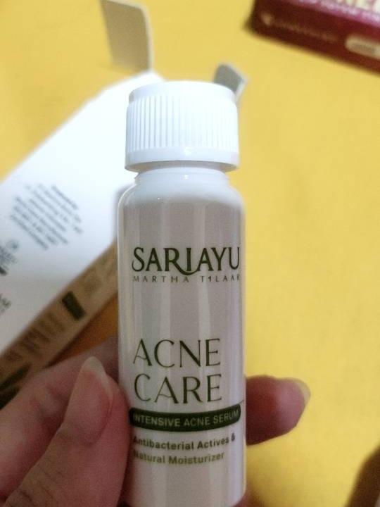 Sariayu Intensive Acne Serum 12ml - Targeted Treatment for Pimples with Salicylic Acid Centella Asiatica Extract & Sulfur
