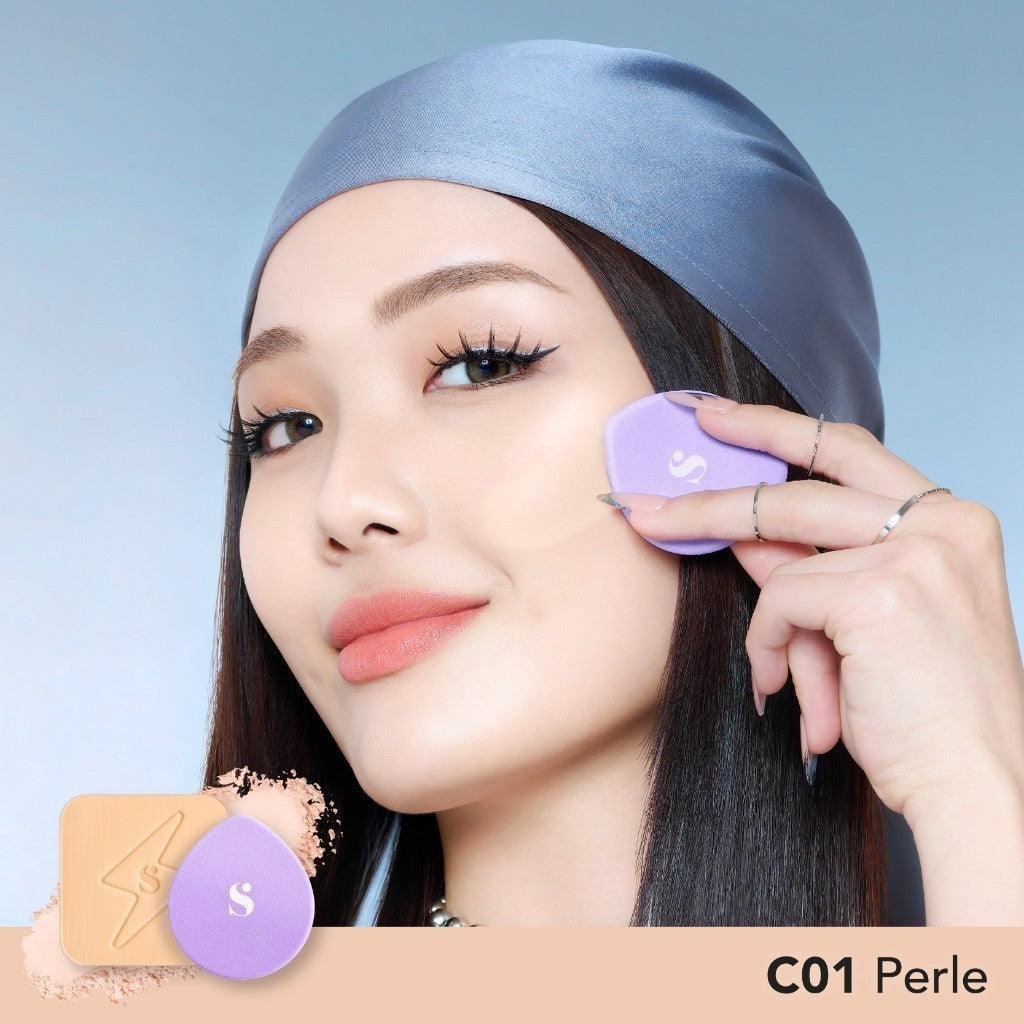 SOMETHINC Copy Paste COVERBLUR Powder Foundation - Seamless Powder Foundation Dengan Formula Zero-Cakey, Zero-Cracky, Dan Zero-Pores*| Coverage Medium to Full, Mampu Meratakan Warna Wajah, Memperkecil Tampilan Pori, Dan Menghaluskan Tekstur Wajah