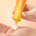Glad2Glow peeling gel Apricot Glycolic Acid Exfo Smooth Eksfoliasi peeling produk yang mampu mengangkat sel kulit mati  Komedo Kotoran Scrub Wajah Extract g2glow official store