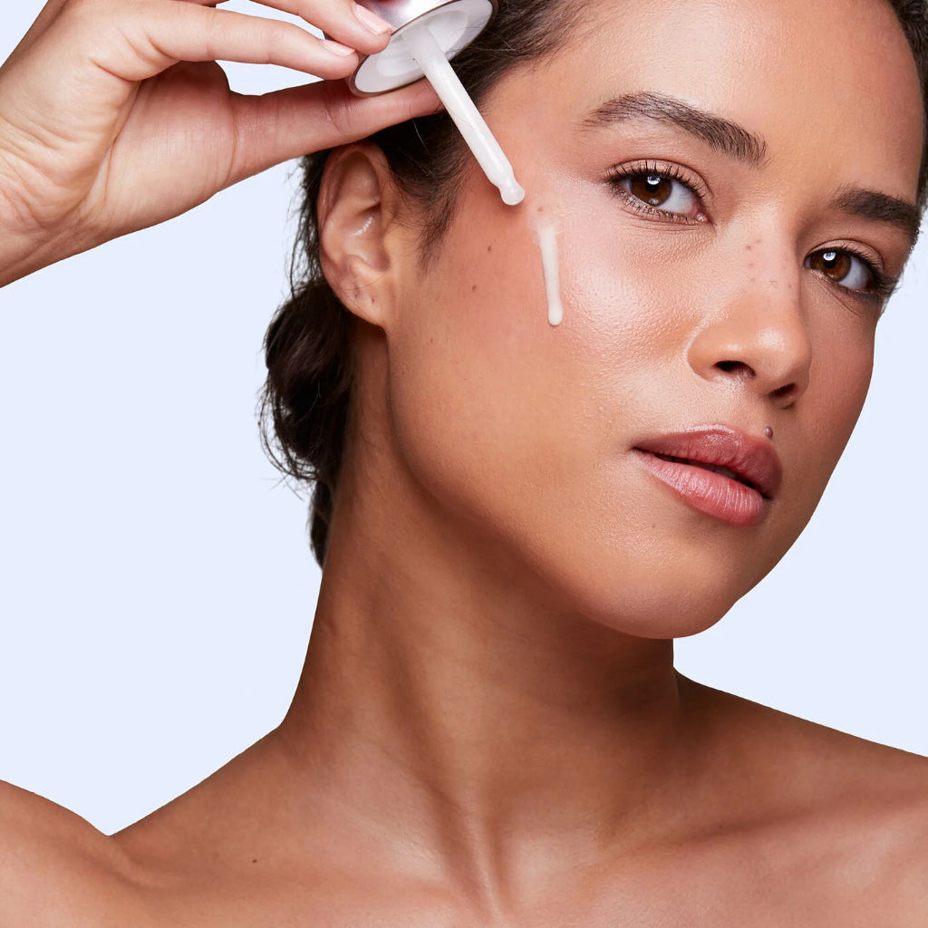Clarins All Skin Types Serum/Clarins Bright Plus Advanced Brightening Dark Spot-Targeting Serum 50ml