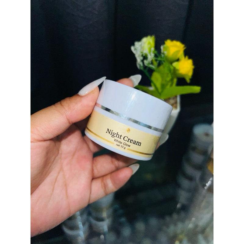 Lesta Beautyskin Daily Glow Krim Cerah Dan Lindungi