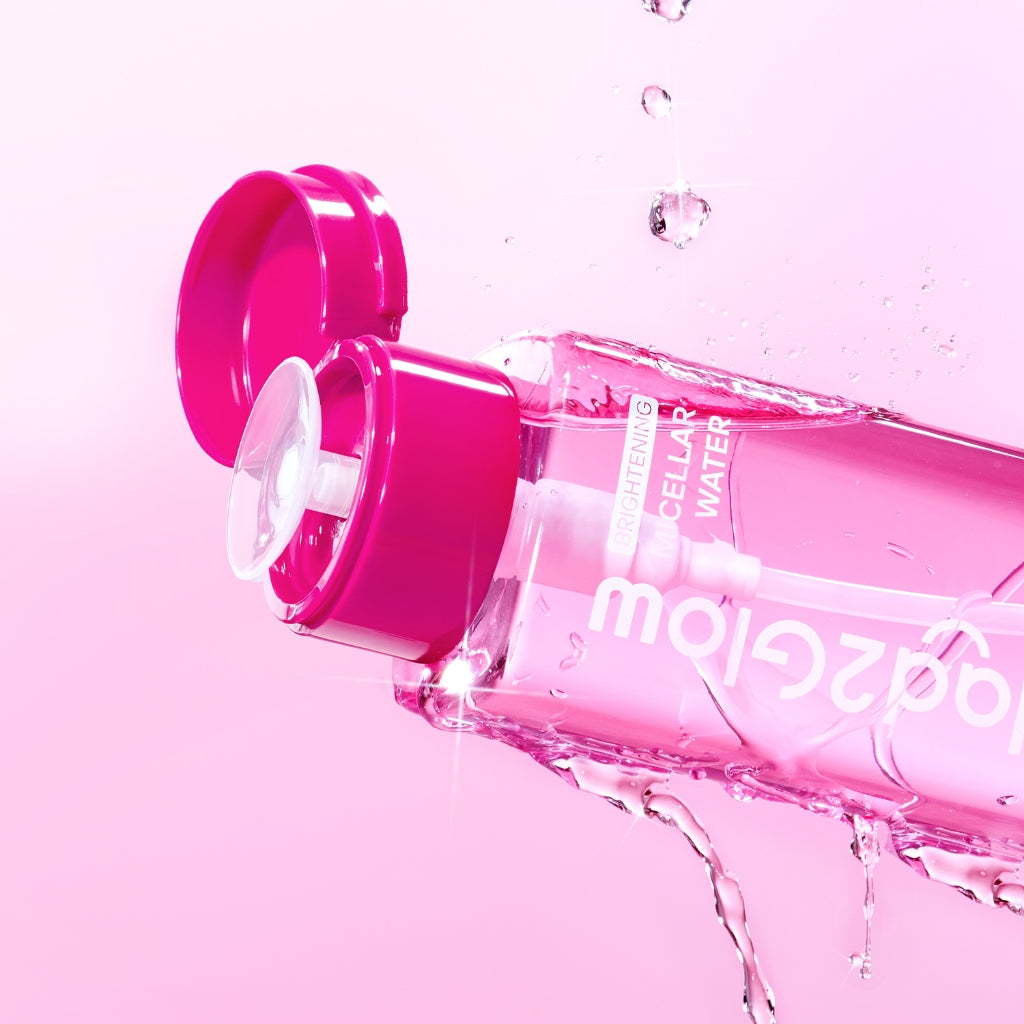 [NEW LUNCH] Glad2Glow Brightening Micellar Water 300ml Untuk Semua Kulit Lembut Cepat Menghapus Makeup & Mencerahkan kulit Penghapus Makeup Waterproof Hapus Riasan Tahan  dan Tanpa Iritasi g2glow official store