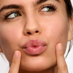 CLARINS Lip Oil Balm - Pelembab Bibir