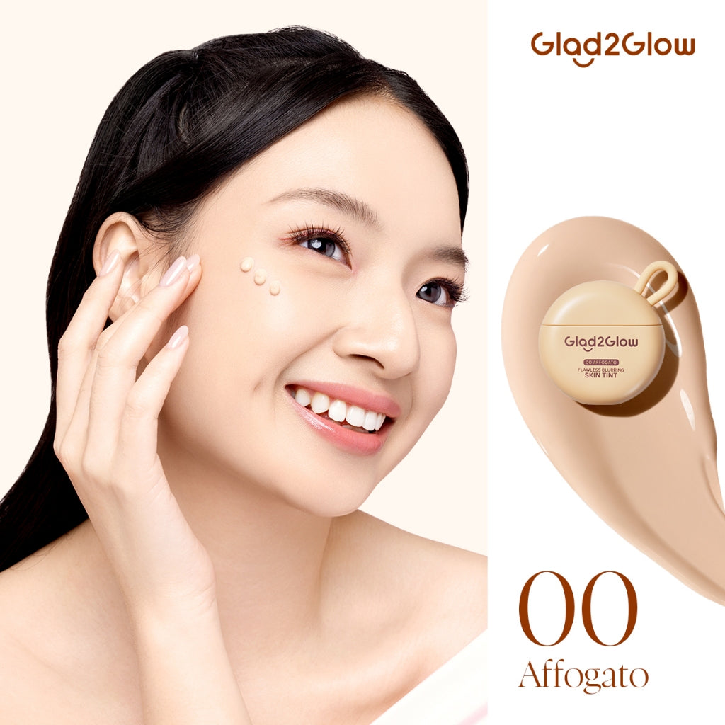 [NEW LAUNCH] Glad2Glow FLAWLESS BLURRING SKIN TINT 30G Concealer Foundation Bedak padat Make up Lightweight Coverage Long-lasting 12-Hour Soft-Focus Flawless Skin oil-control  Bio-Mimetic Film Technology Squalane Care g2glow official store