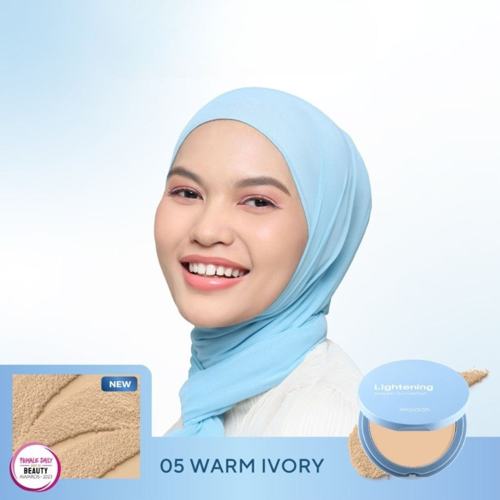 Wardah Lightening Powder Foundation Light Feel 12 g - Bedak Padat | Merah Jingga Official
