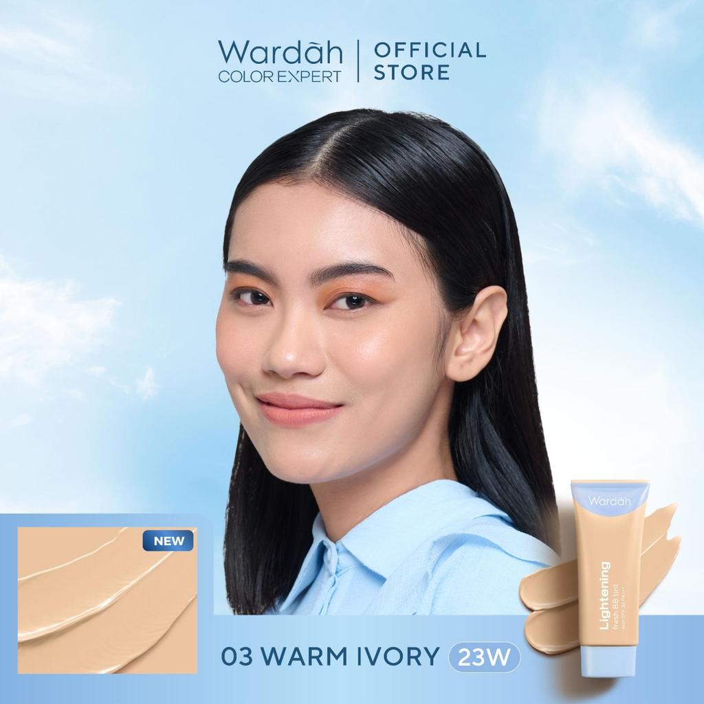 WARDAH Lightening Fresh BB Tint 15ml - Base Makeup Super Ringan yang Diformulasikan dengan SPF 32 PA+++ dan Serum Niacinamide Untuk Hasil Makeup Flawless dan Cerah - Foundation - Tahan Air & Keringat - Tahan Lama- Makeup
