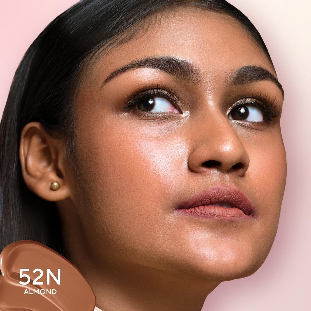 Wardah Colorfit Perfect Glow Cushion 15 g - Medium-High Coverage Hingga 12 Jam Dengan SPF 40 PA - Dilengkapi Dengan Glow Perfecting Pigment & Skincare-infused CICA + Hydra B-Glucan - Hasil Akhir Glowing - Makeup