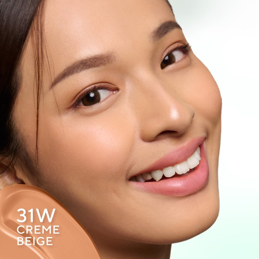 WARDAH Colorfit 5D Blur Cloud Cushion Matte Finish Tahan Lama Hingga 18 Jam - SPF 50 PA+, Nano-Hyaluron, dan CICA Menyamarkan Pori & Tekstur Wajah Menyatu Dengan Kulit Non Comedogenic - Tahan Lama dengan Bedak - Makeup